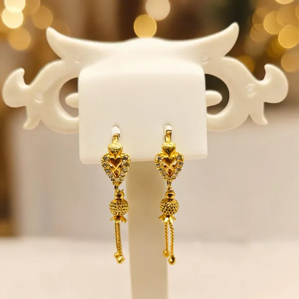 Gold_Brass_Heart_Drop_Earrings_For_Women