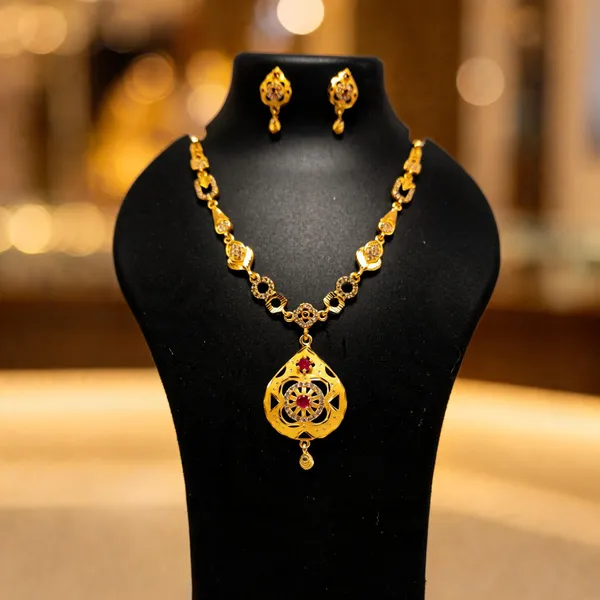 Gold_Brass_Necklace_&_Earrings_Set_For_Women