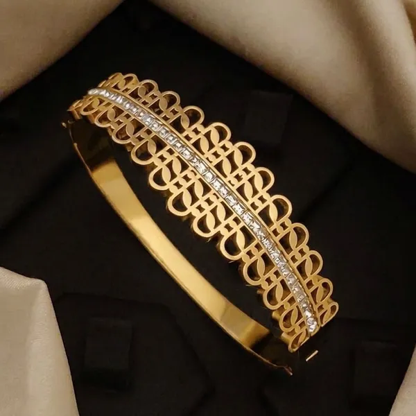 Gold_Kada_Bracelet_For_Women_Artisanal_Cz_Kada