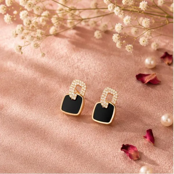 Geometric_Gold_Enamel_Stud_Earrings_For_Women