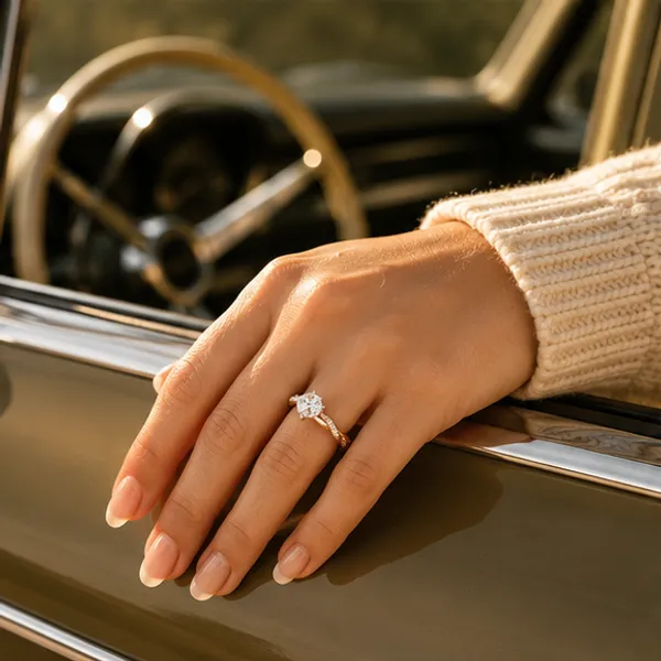 Crystal_Twisted_Band_Statement_Ring_Rose_Gold_Tone_Rose_Gold