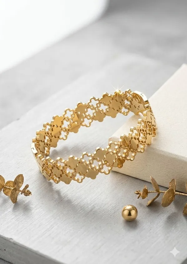 Timeless_Elegance_Gold_Bracelet_Kada
