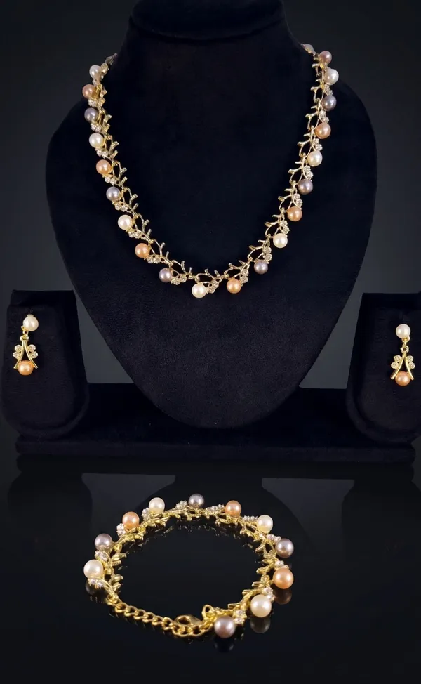 Pearl_Party_Wear_Jewellery_Set_Anti_Tarnish_Gold_Tone_For_Women