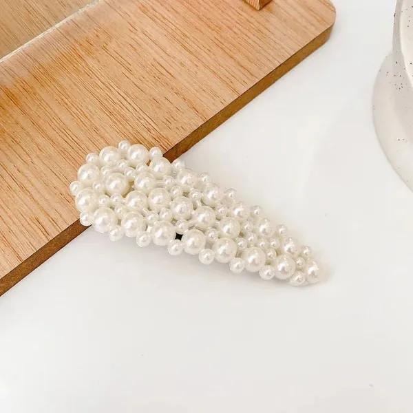 Large_And_Small_Pearls_Hair_Clip_For_Women