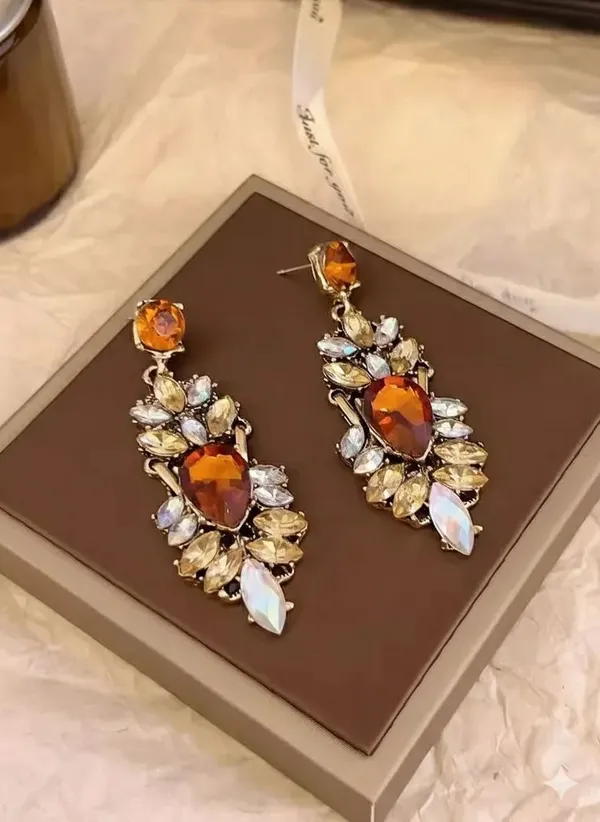 Amber_Crystal_Chandelier_Earrings_For_Women_Iridescent_Drop