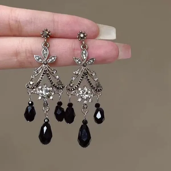 Black_Crystal_Chandelier_Earrings_Antique_Silver_Tone_Statement_Drop_Earrings_Black_Silver