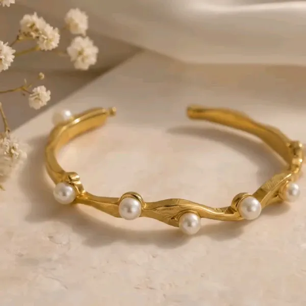 Gold_Plated_Pearl_Bracelet