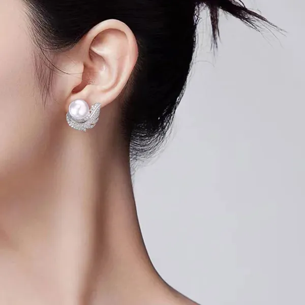 Stud_Earrings_For_Women_Pearl_Feather_Earrings_In_Sterling_Silver_With_Rhinestone