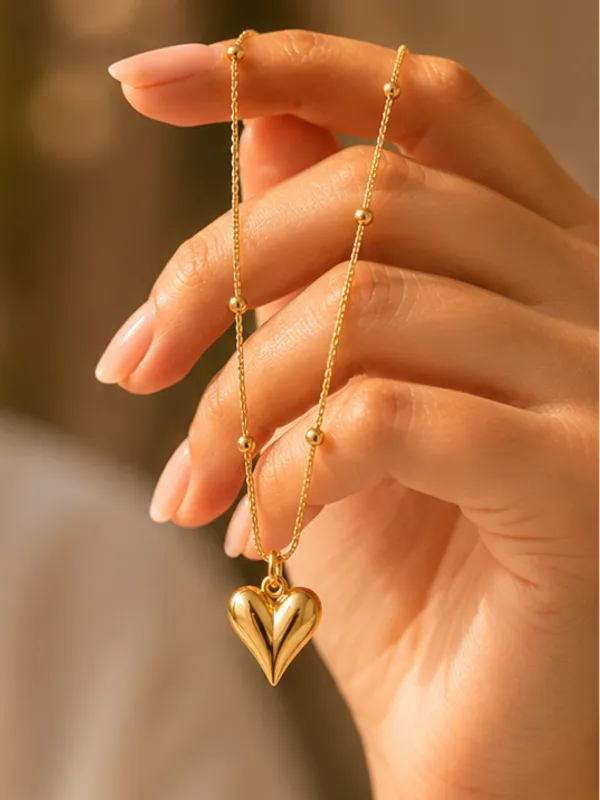 Gold_Plated_Heart_Pendant_Necklace_Anti_Tarnish_Stainless_Steel