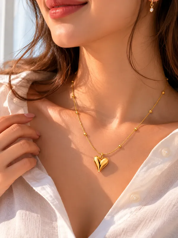 Gold_Plated_Heart_Pendant_Necklace_Anti_Tarnish_Stainless_Steel