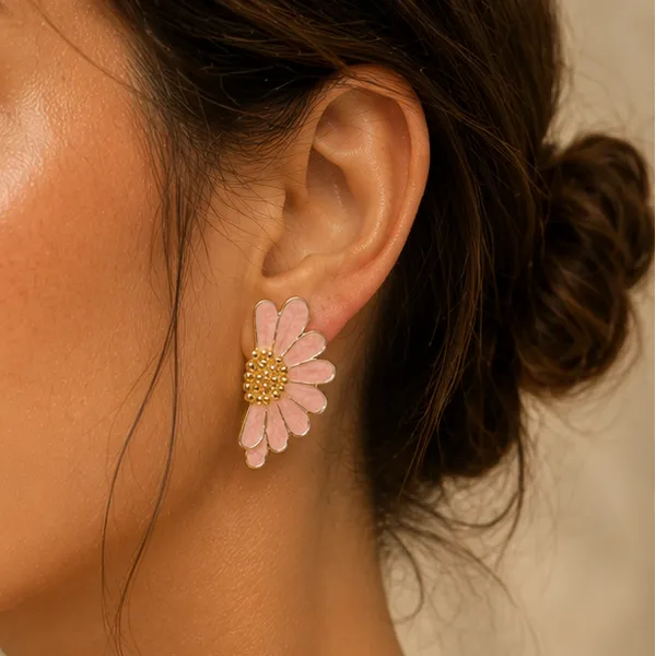 Pink_Daisy_Flower_Stud_Earrings_Gold_Tone_For_Women