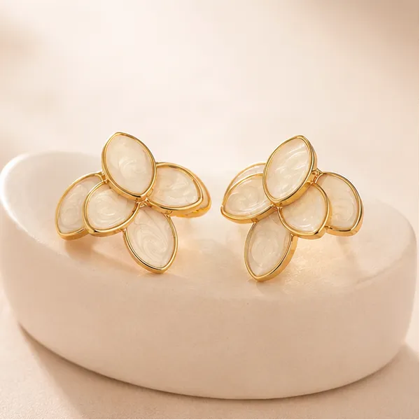Cream_Petal_Cluster_Stud_Earrings_Gold_Tone_For_Women