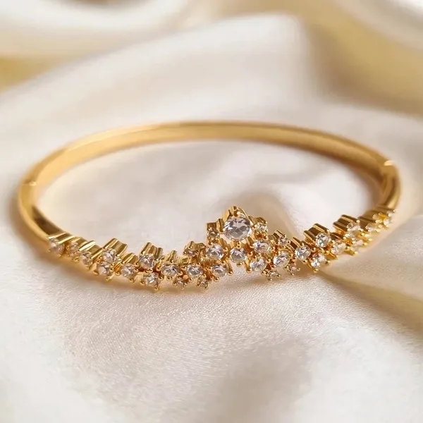 Cz_Cluster_Bangle_Bracelet_Gold_Openable_Kada_For_Women