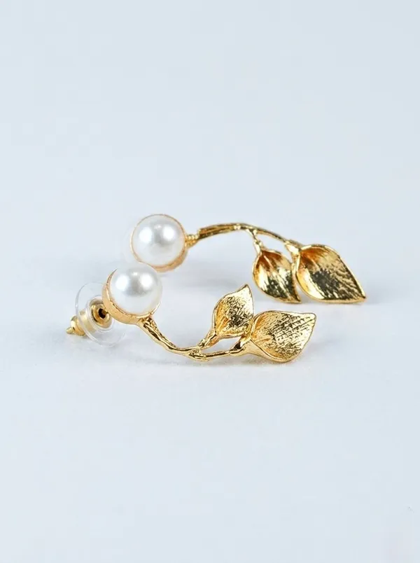 Gold_Brass_Drop_Earrings_For_Women