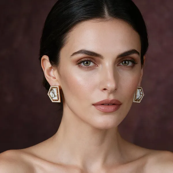 Prism_Cut_Halo_Studs