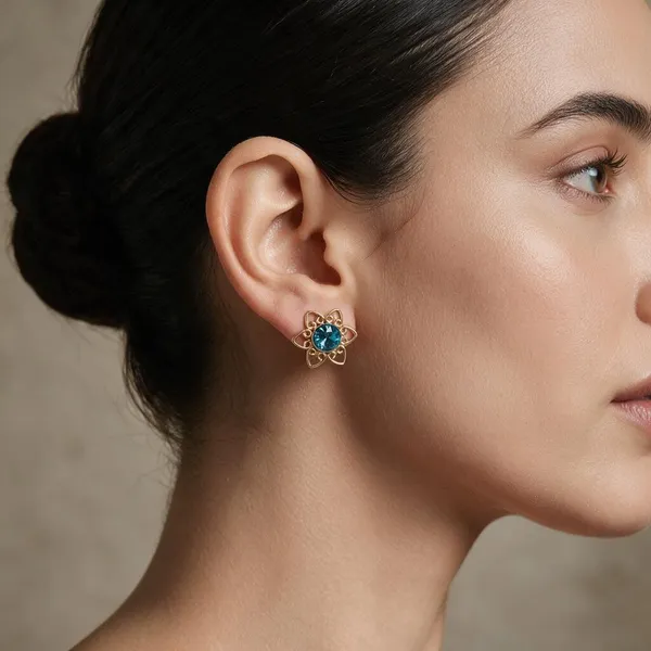 Crystal_Filigree_Studs