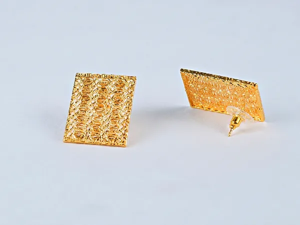 Gold_Brass_Stud_Earrings_For_Women