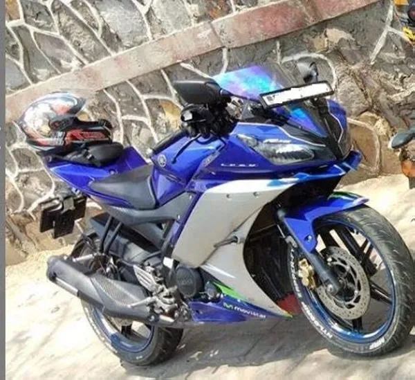 Grandbiker_Winglet_2.0_for_R15_V2_(Blue)