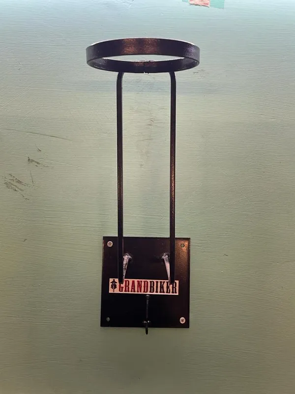 Grandbiker_Wall_mountable_Helmet_Stand_(_Black)