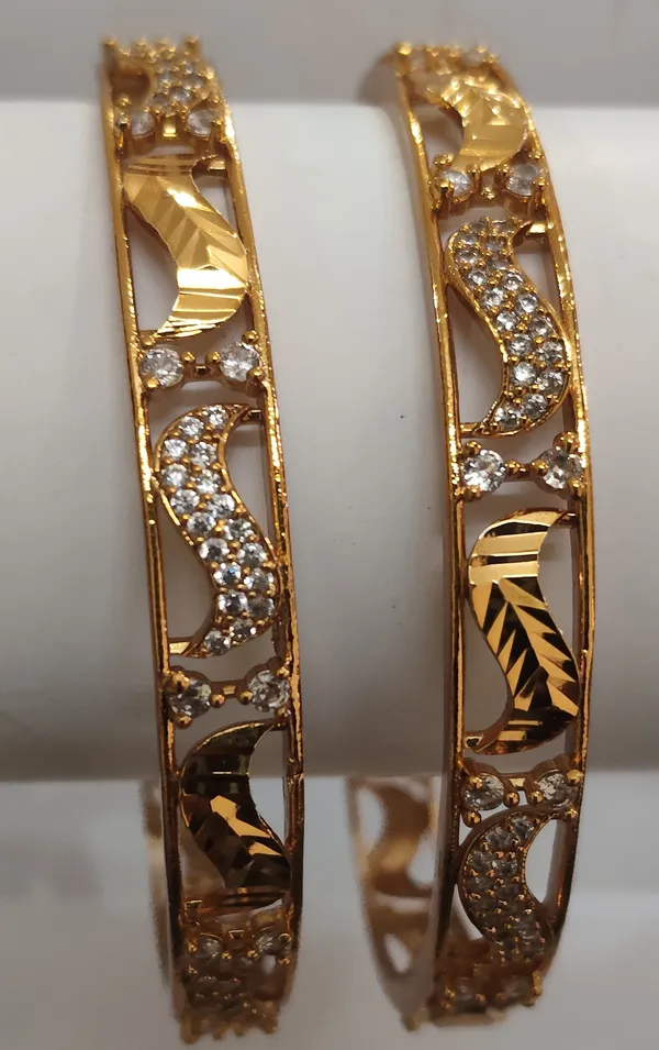 Gold_Plated_Metal_White_Stone_Designer_Bangles_For_Women