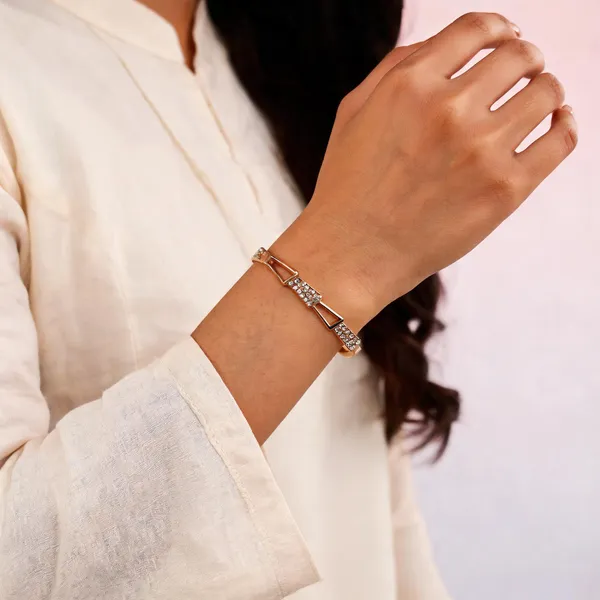 Rose_Gold_Crystal_Adjustable_Designer_Bracelet_For_Women