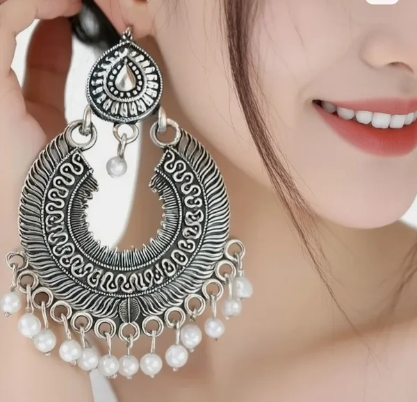 Silver_Plated_Metal_Pearl_Drop_Chandbali_Earrings_For_Women