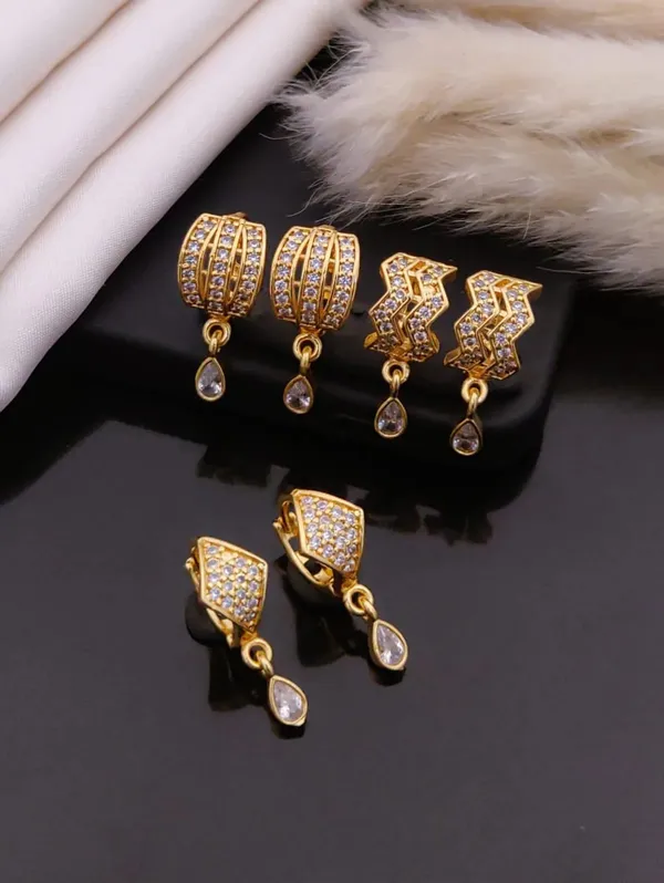 Gold_Brass_Crystal_Teardrop_Drop_Earrings_Set_For_Women