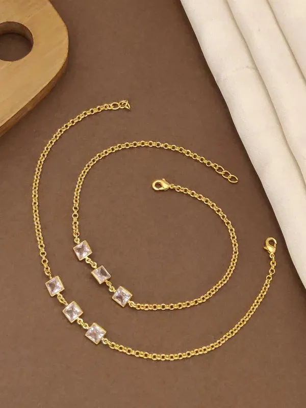 Gold_Brass_Alloy_Clear_Stone_Chain_Link_Anklets_For_Women