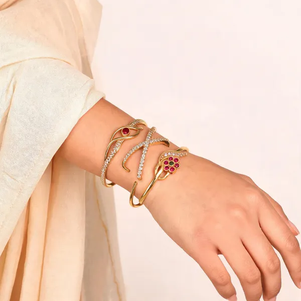 Gold_Brass_Gemstone_Floral_Ring_Set_For_Women