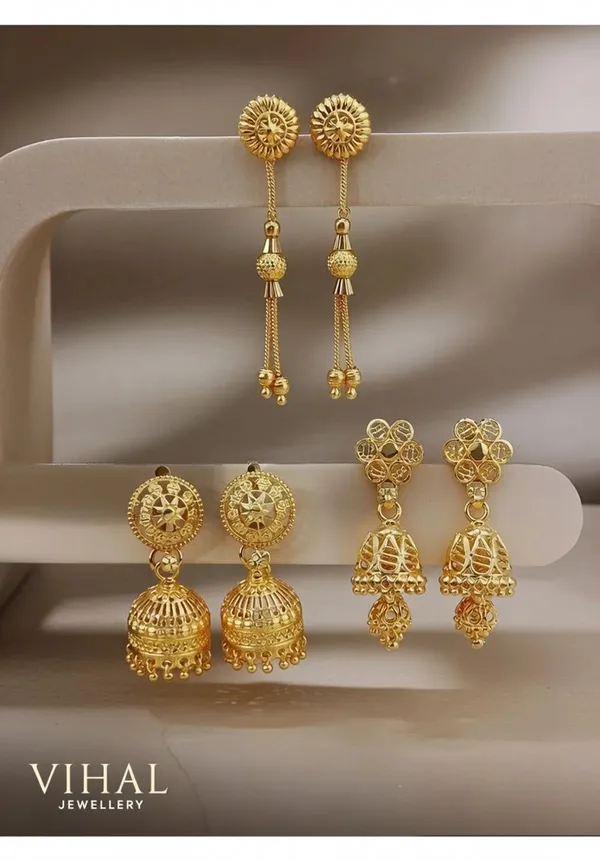 Gold_Brass_Traditional_Jhumka_Earrings_Set_For_Women