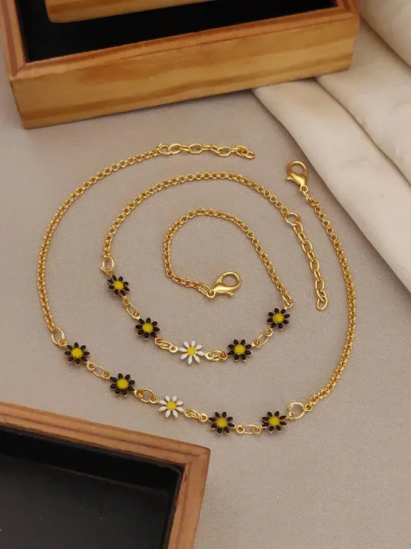 Gold_Brass_Daisy_Floral_Necklace_Bracelet_Anklet_Set_For_Women