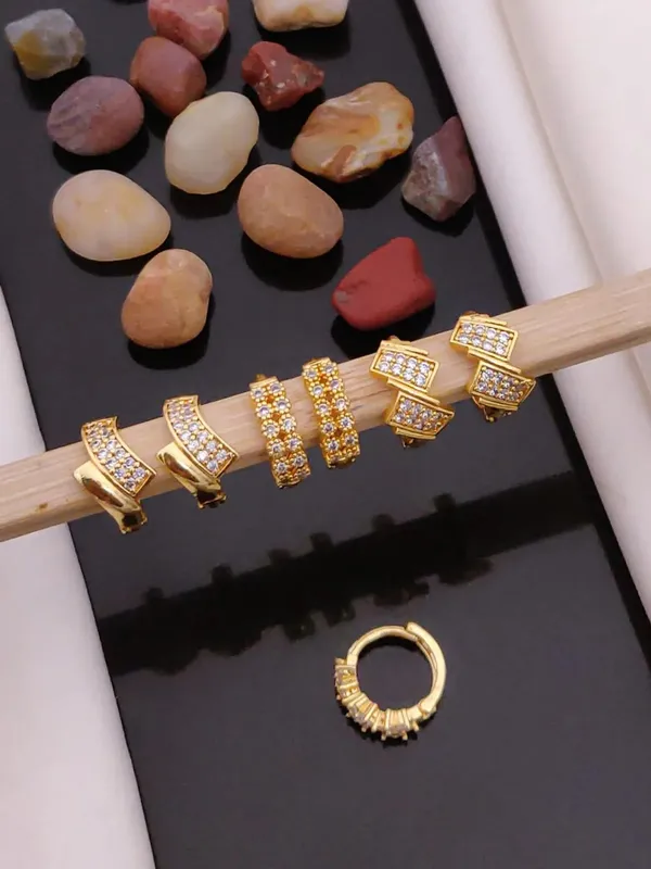 Gold_Brass_Crystal_Ear_Cuff_Earrings_Set_For_Women