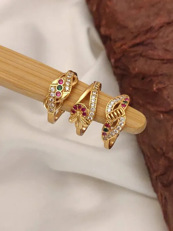 Gold_Brass_Multistone_Ornate_Embellished_Ring_Set_For_Women