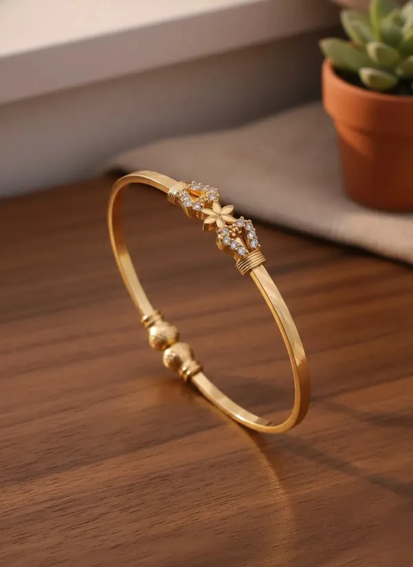 Gold_Brass_Gold-Plated_Floral_Stone_Bangle_For_Women