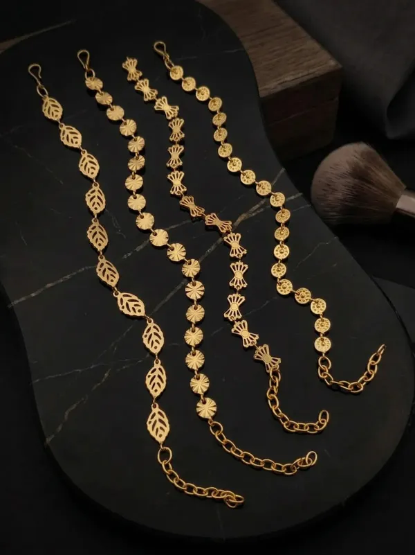 Gold_Brass_Alloy_Traditional_Floral_Necklace_Set_For_Women