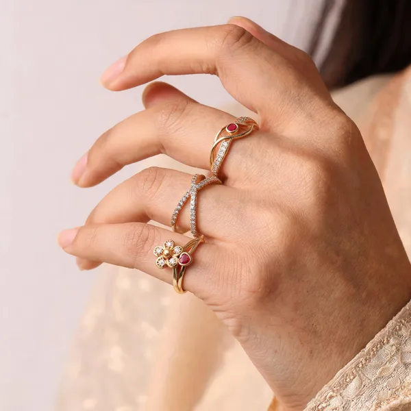 Gold_Brass_Stone_Studded_Floral_Ring_Set_For_Women
