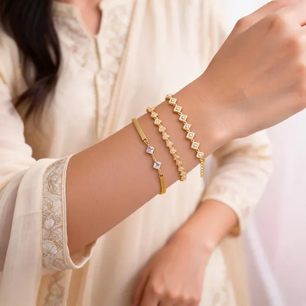 Gold_Brass_Alloy_Floral_Geometric_Chain_Bracelet_Set_For_Women