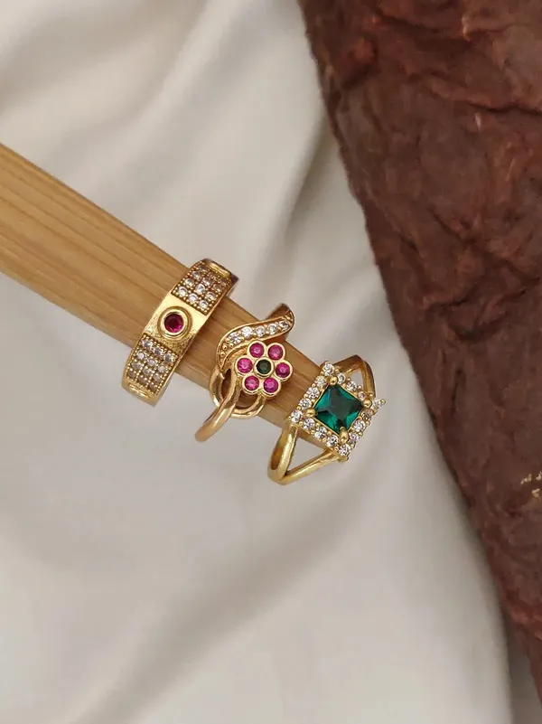Gold_Tone_Red_Green_Stone_Studded_Ring_Set_For_Women