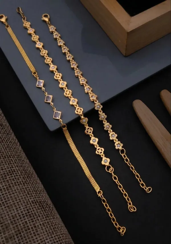Gold_Brass_Gold-Plated_Floral_Motif_Bracelet_Set_For_Women
