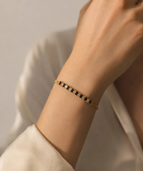 Designer_American_Diamond_&_Black_Crystal_Gold-Plated_Bracelet_for_Girls_and_Women