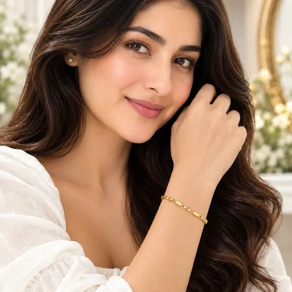 Elegant_Gold_Floral_Crystal_Bracele