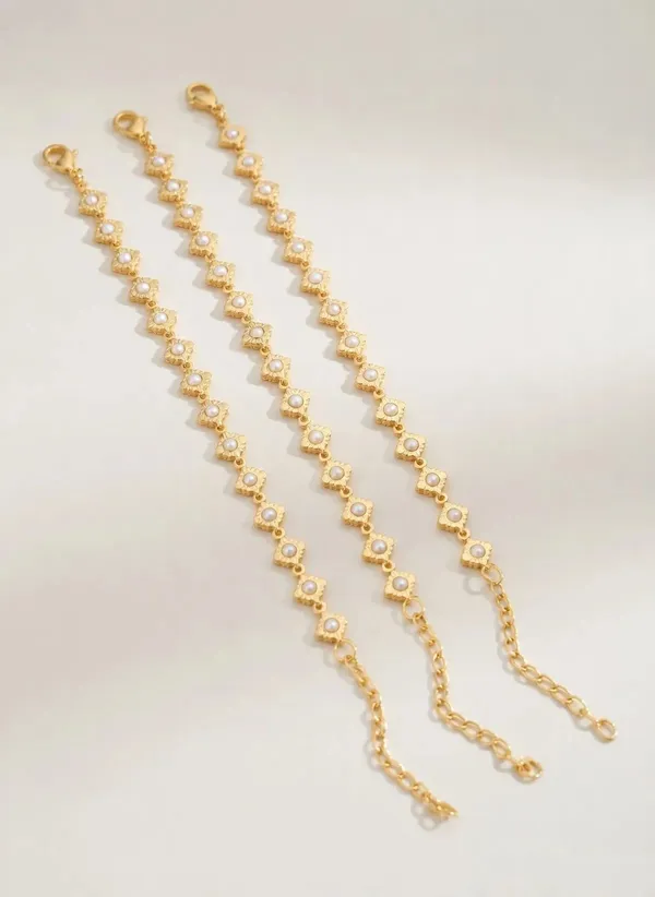 Gold_Brass_Floral_Pearl_Pink_Stone_Chain_Bracelet_Set_For_Women