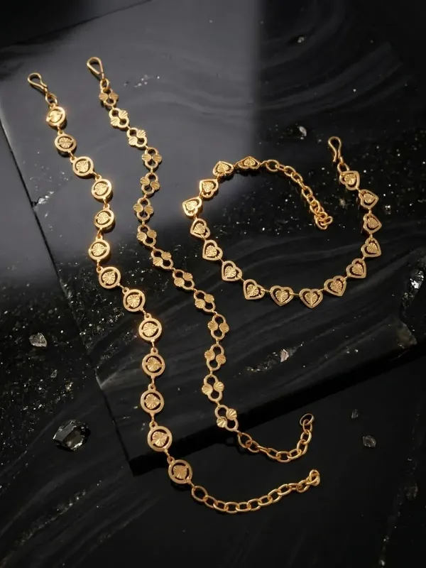 Gold_Brass_Alloy_Heart_Round_Link_Bracelet_Set_For_Women