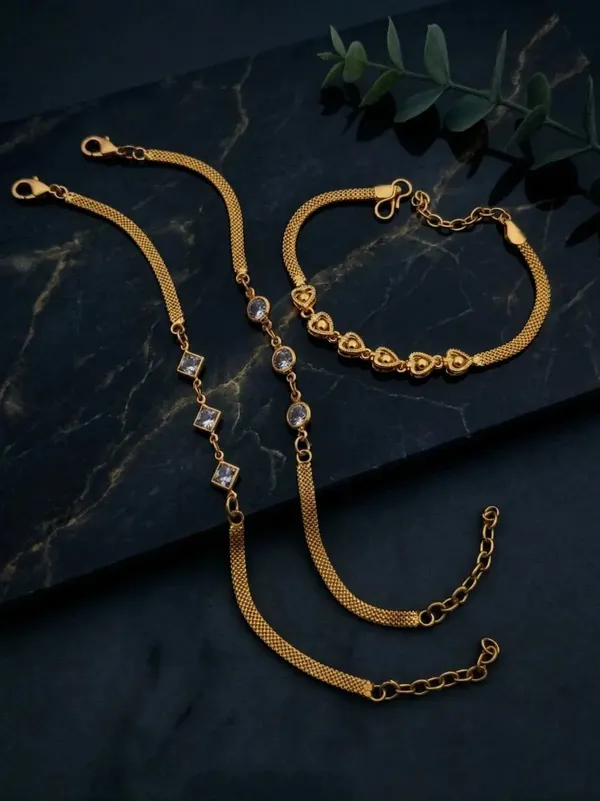 Gold_Brass_Gold-Plated_Crystal_Heart_Link_Bracelet_Set_For_Women