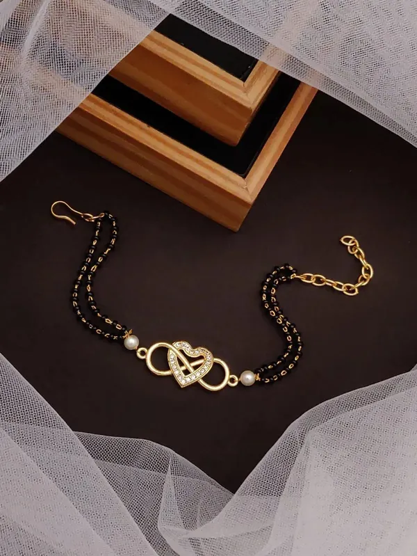 Black_Beaded_Gold_Brass_Heart_Pendant_Mangalsutra_For_Women