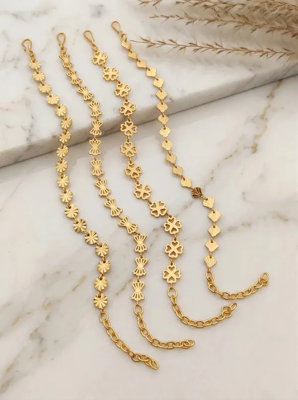 Gold_Brass_Floral_Charm_Chain_Anklet_Set_For_Women