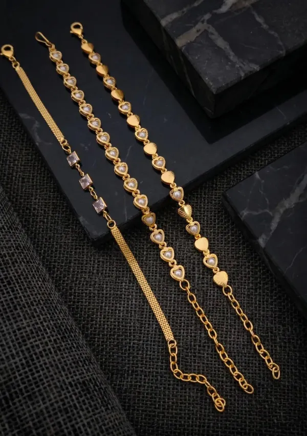 Gold_Brass_Alloy_Heart_Link_Chain_Bracelet_Set_For_Women