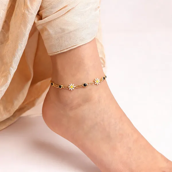 Gold_Brass_Floral_Daisy_Chain_Anklet_For_Women