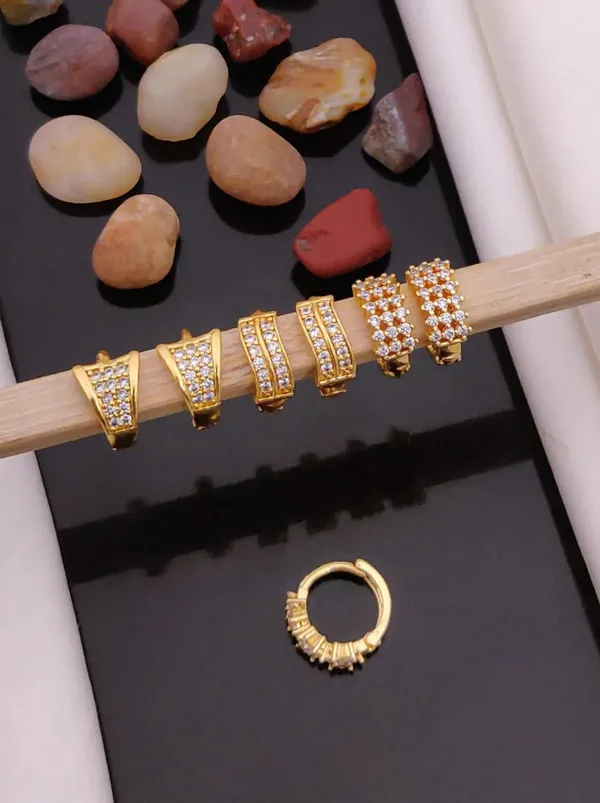 Gold_Brass_Crystal_Floral_Nose_Ring_Set_For_Women