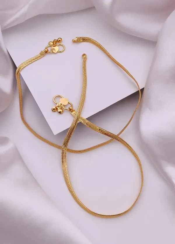 Gold_Tone_Chain_Necklace_And_Hoop_Earrings_Set_For_Women
